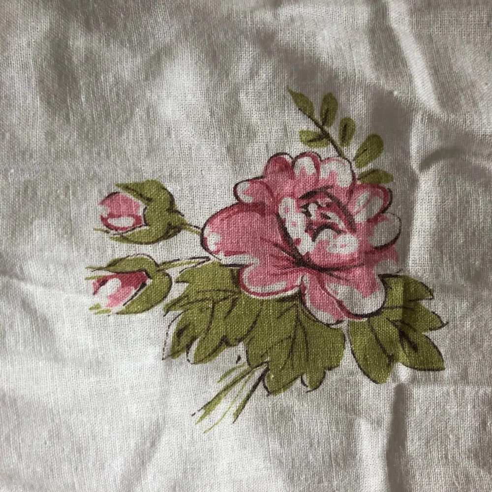Cottage Roses Twin Bedspread
